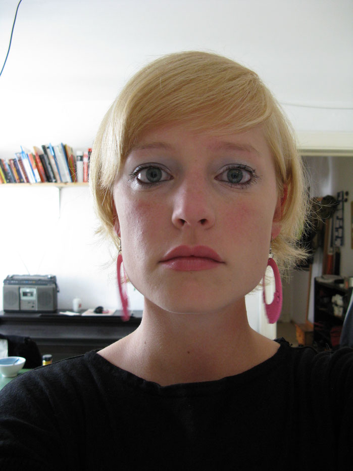 Katharina Haverich, Performance, Haus der Kulturen der Welt, Freie Universität Berlin, Neue Blonde Frau
