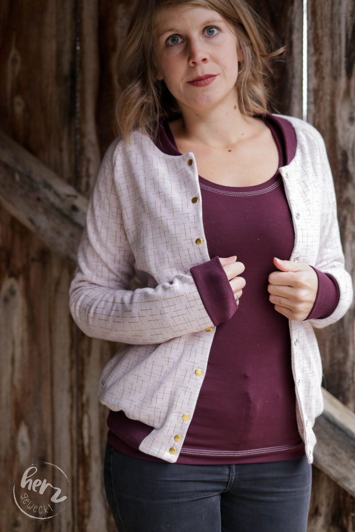Blouson Nabu aus Jaquard Loom Gold-Puder von Hello Heidi Fabrics by Albstoffe