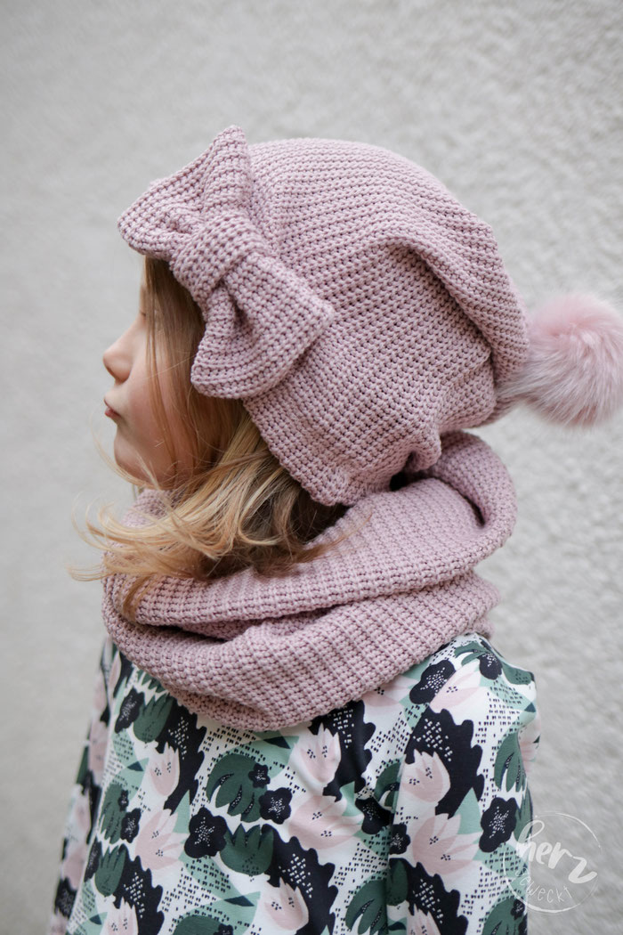 Beanie & Loop aus Big Knit von Stoff & so, Kleid himmlische Amelie von Himmelblau