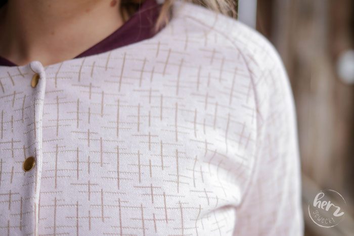 Blouson Nabu aus Jaquard Loom Gold-Puder von Hello Heidi Fabrics by Albstoffe