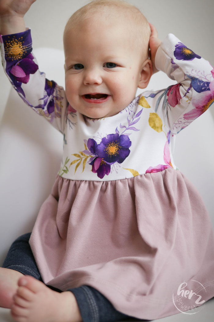 himmlische Amelie als Tunika mit Leggins Lara und Stirnband