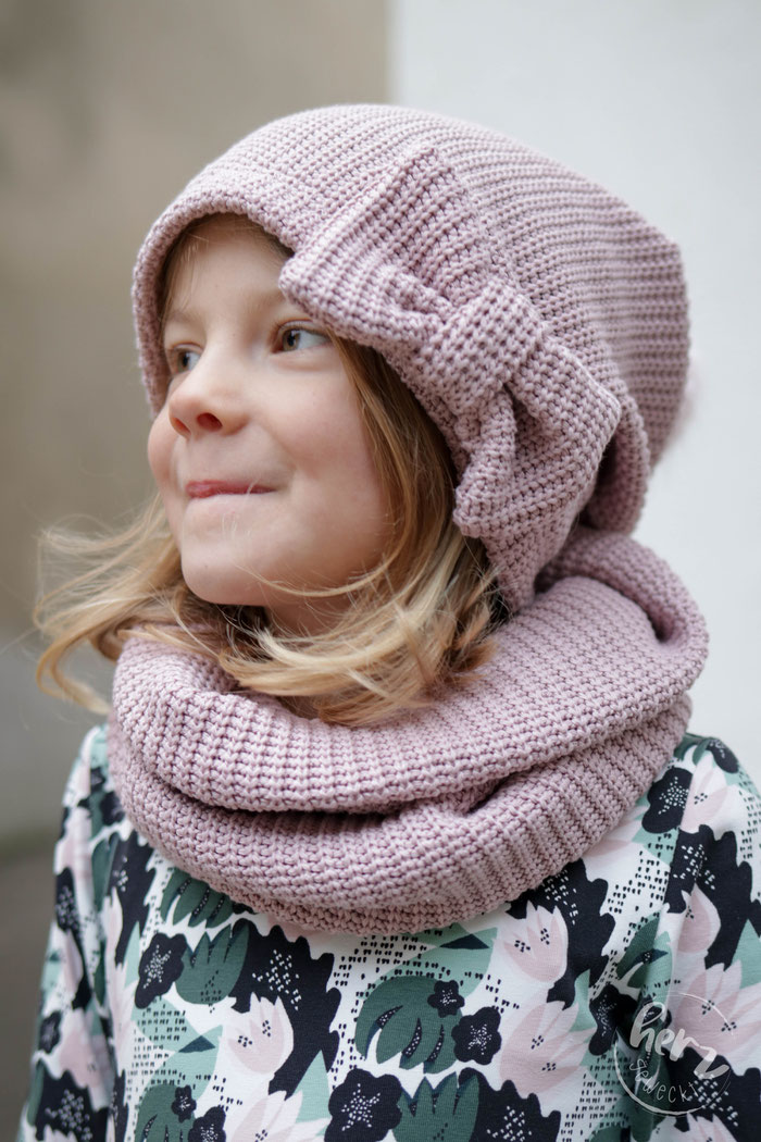 Beanie & Loop aus Big Knit von Stoff & so, Kleid himmlische Amelie von Himmelblau