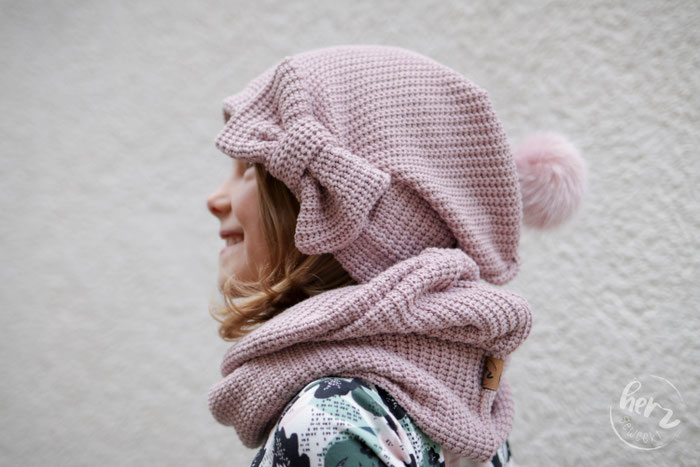 Beanie & Loop aus Big Knit von Stoff & so, Kleid himmlische Amelie von Himmelblau