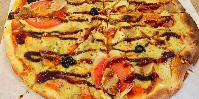 vegan BBQ chicken pizza smoocht singapore