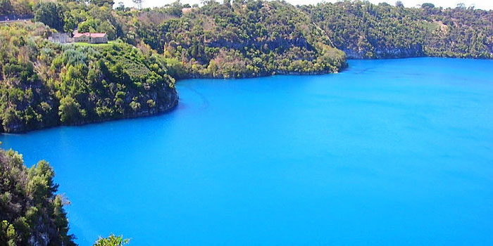 blue lake australia