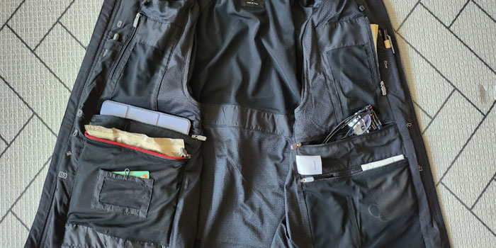 ScotteVest Tropiformer 3D pockets