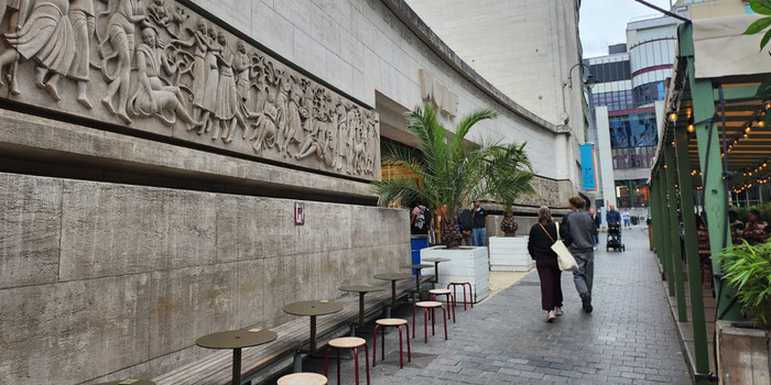Wolf market