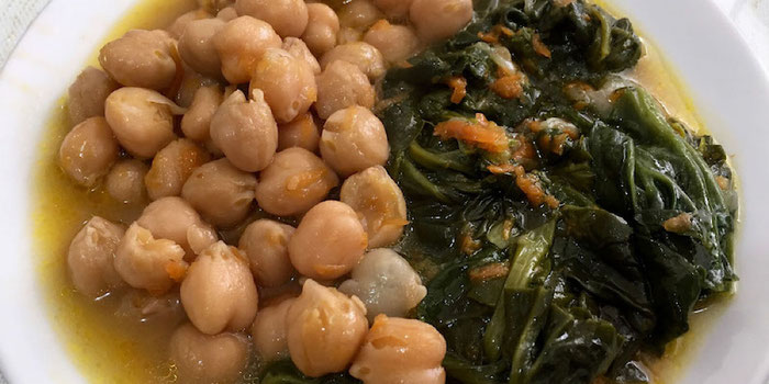 chickpeas and spinach