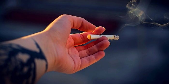 don't smoke in singapore