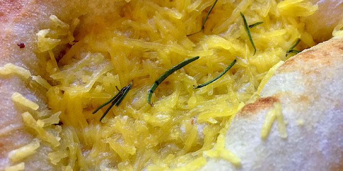 pizzaface vegan cheesy garlic bread
