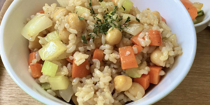 Chickpea brown rice salad