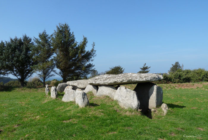 Allée couverte de l'Ile Grande (22) sépulture à  l'origine, elle à changer souvent d'utilisation au cours des millénaires .