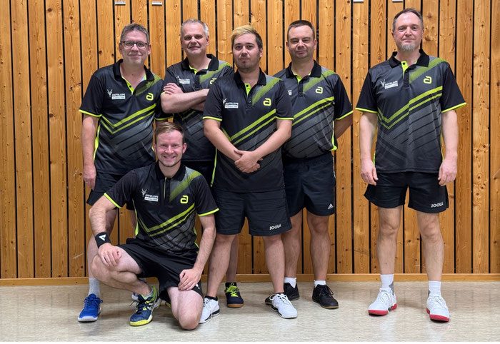 Mannschaftsfoto 25/26, v. l. n. r.: Günter, Marvin, Matthias, Manuel, Sebastian und Holger. Es fehlen Vanessa, Christoph und Christina