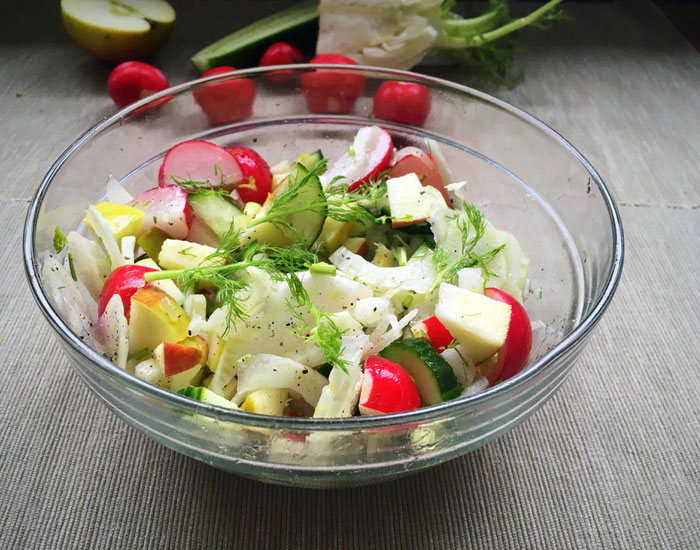 Verführerisch frischer Fenchelsalat