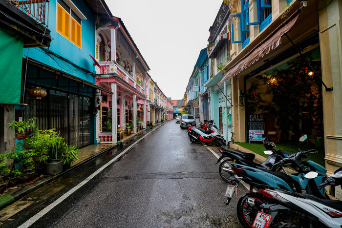 bunte Gasse in Phuket