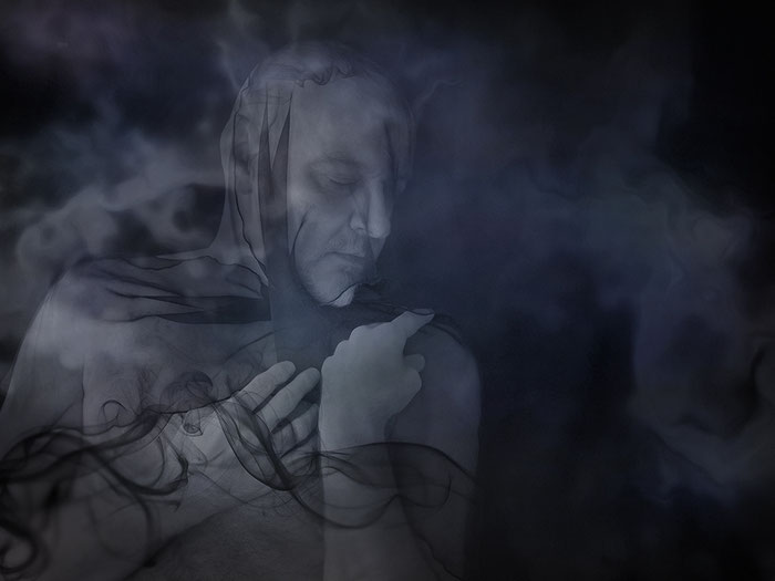 Exponattitel: Formation of a Ghosting - Exponatgröße: 30 x 40, ohne Rahmung - Art: digiART / Fotografie - Signatur: datiert, signiert - © by Pelz 2018