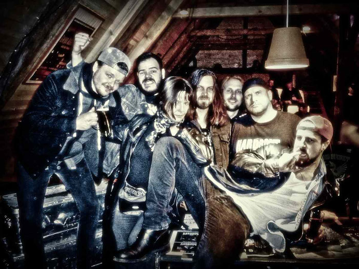 Hardbone © 06.01.2018 BEATE GRAMS