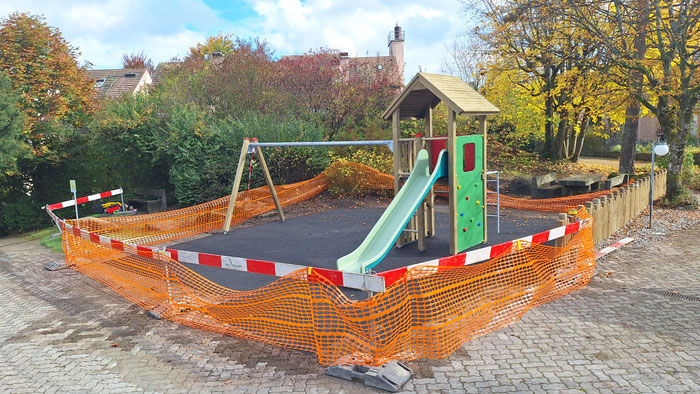 Oktober 2024 - Ein Spielplatz entsteht!