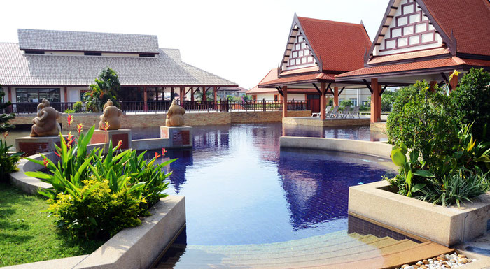 Entrance gate to Mountainview Residence Bangsaen Chonburi