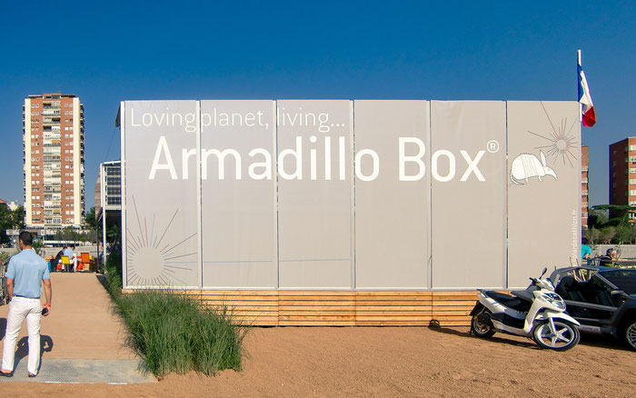 久住有生 施工作品 海外 armadillo box