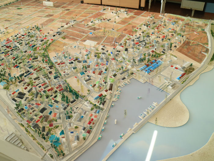 震災遺構請戸小学校に展示の昔の請戸漁港模型