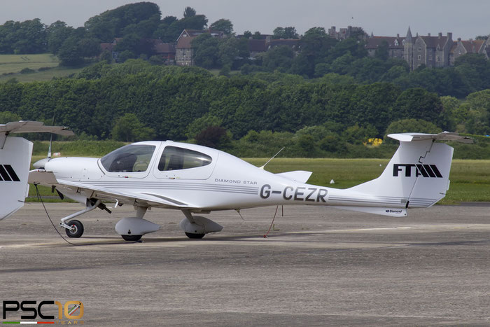 G-CEZR Diamond DA-40D Diamond Star TDI · Serial #: D4-343 @ Brighton City Airport ©  2022 Piti Spotter Club Verona