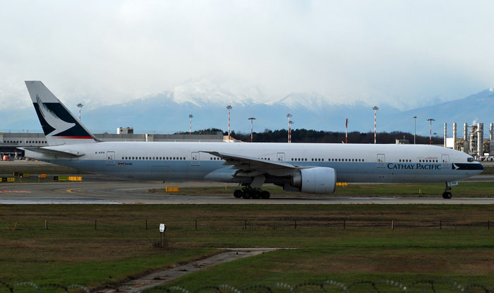 B-KPG  B777-367ER  35300/700  Cathay Pacific Airways  @ Milano Malpensa 09.12.2018  © Piti Spotter Club Verona