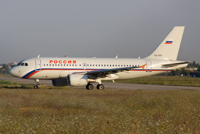 VQ-BAU A319-111 1851 Rossiya - Russian Airlines @ Rimini Airport 20.08.2011 © Piti Spotter Club Verona