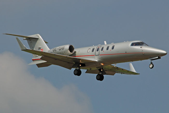 OE-GHF Learjet 40 45-2091 Avcon Jet AG @ Aeroporto di Verona 12.07.2017  © Piti Spotter Club Verona