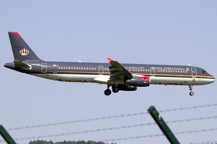 JY-AYT A321-231 5099 Royal Jordanian @ Zurich Airport 05.2016 © Piti Spotter Club Verona