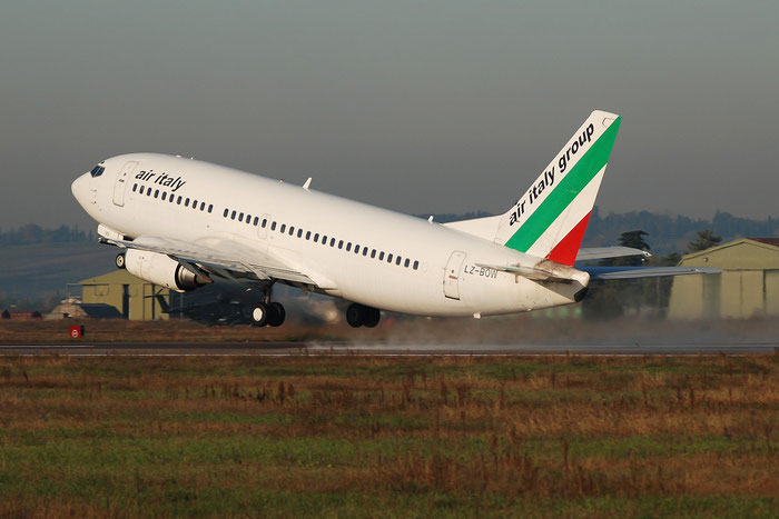 LZ-BOW  B737-330  23834/1454  Air Italy (2005)  @ Aeroporto di Verona © Piti Spotter Club Verona 