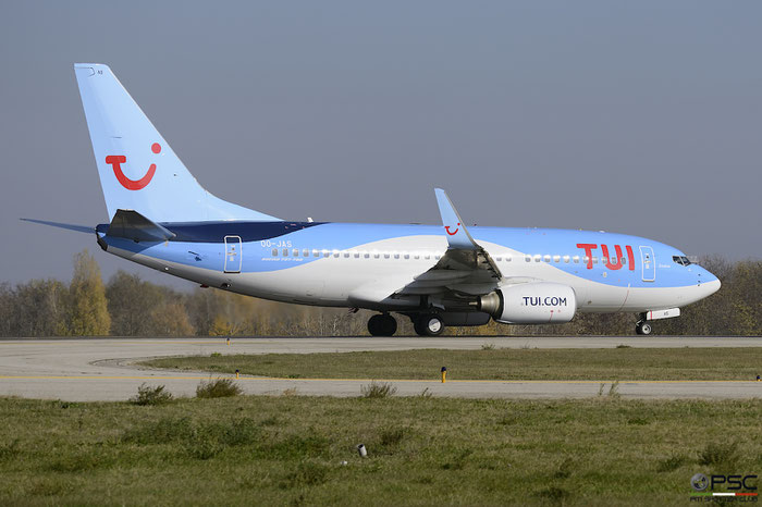 OO-JAS B737-7K5 35144/2652 TUI fly Belgium @ Bologna Airport 18.11.2017 © Piti Spotter Club Verona