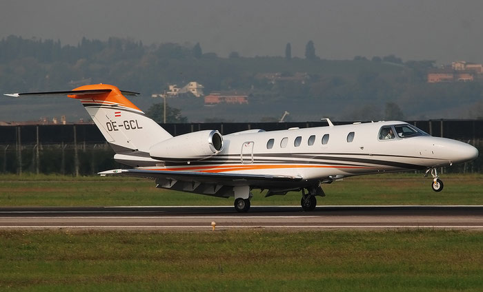 OE-GCL  Ce525C  525C-0327  Avcon Jet  @ Aeroporto di Verona 11.2020  © Piti Spotter Club Verona