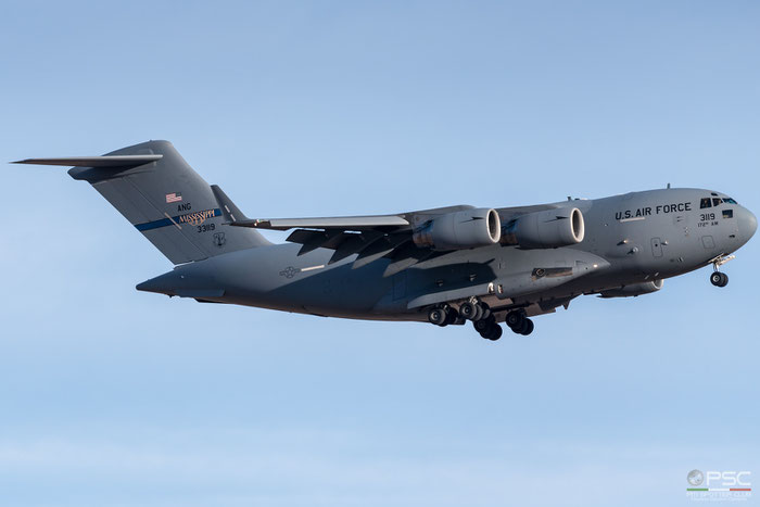 03-3119   C-17A  50127/F126/P119  183rd AS © Piti Spotter Club Verona 