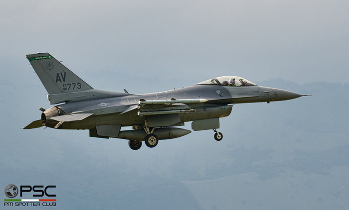 90-0773  AV  F-16CM-40-CF  1C-381  555th FS © Piti Spotter Club Verona 