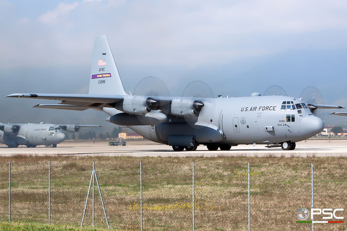 92-3286   C-130H-3  382-5349  96th AS © Piti Spotter Club Verona 