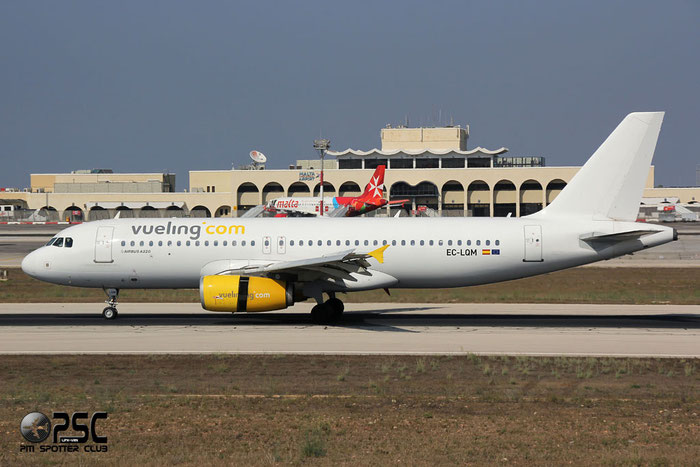 EC-LQM A320-232 2223 Vueling Airlines @ Malta Airport 09.2014 © Piti Spotter Club Verona