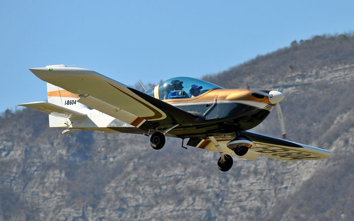 I-B604 @ Aeroporto di Trento © Piti Spotter Club Verona