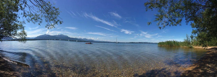Das Wasser ist herrlich und lädt zum Baden ein.