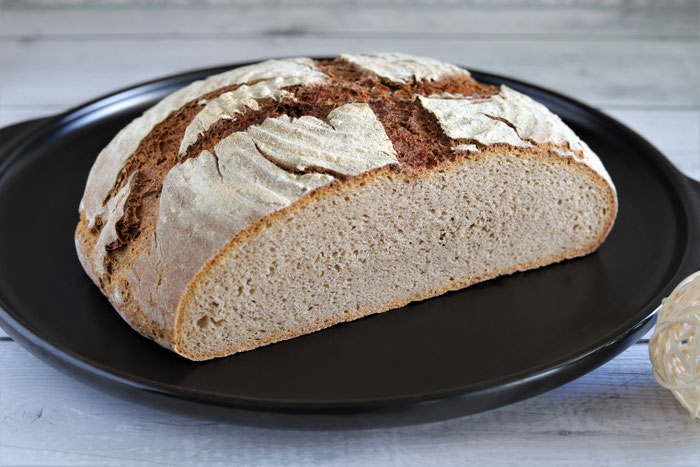 Sauerteigbrot mit Dinkel und Roggen