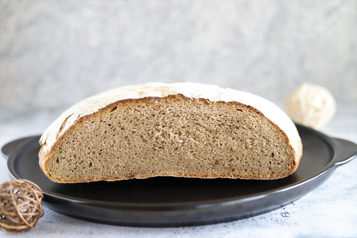 Bauernbrot mit Sauerteig, Sauerteigbrot