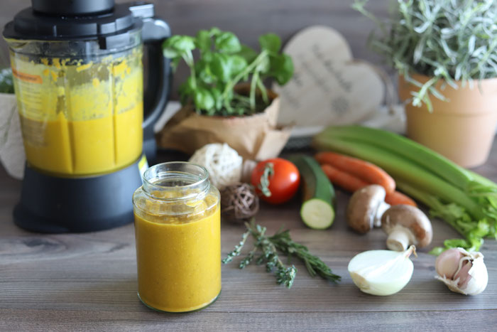 Gemüsebrühe oder Gemüsepaste aus dem Blender von Pampered Chef