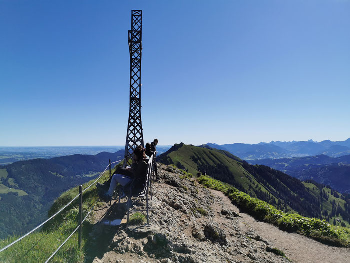 Am Gipfel des Hochgrat (1834m), höchster Punkt der Nagelfluh-Bergkette.