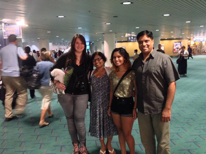 Meine Gastfamilie und Ich am Flughafen von Portland