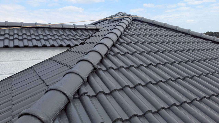 外壁屋根　外壁塗装　屋根カバー工法　戸袋補修　採風雨戸取付　ベランダ防水　棟の取り直し　リフォーム　各種保険　バリアフリー　外構　シャッター　スリーエイトホーム　佐倉市　千葉