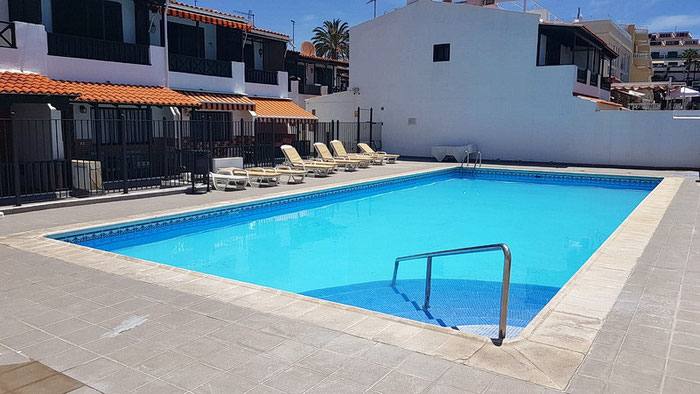 Gemeinschaftspool der Wohnanlage 