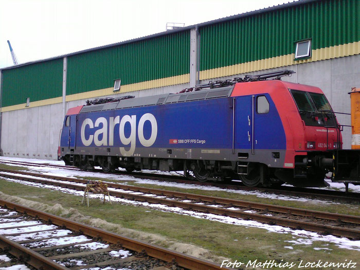 BR 482 Im Stralunder Stadthafen Bei Der Getreide AG am 26.2.13