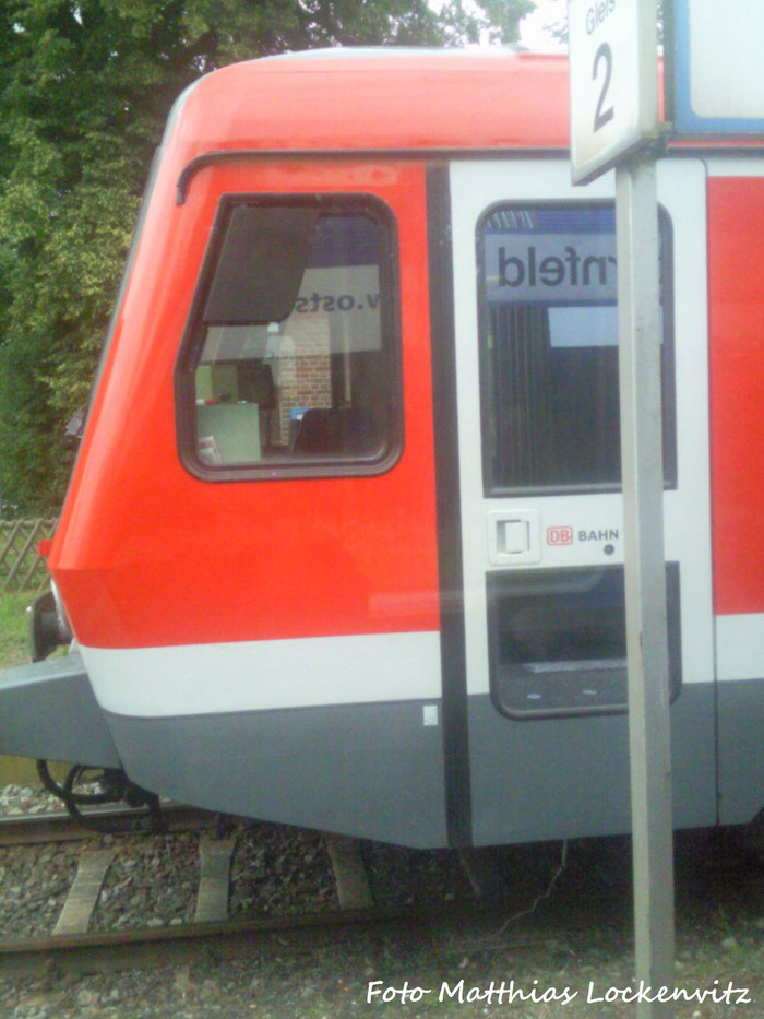 BR 628/928 Im Kreuzungsbahnhof Sternfeld / Foto ausm Zug Der OLA Gemacht