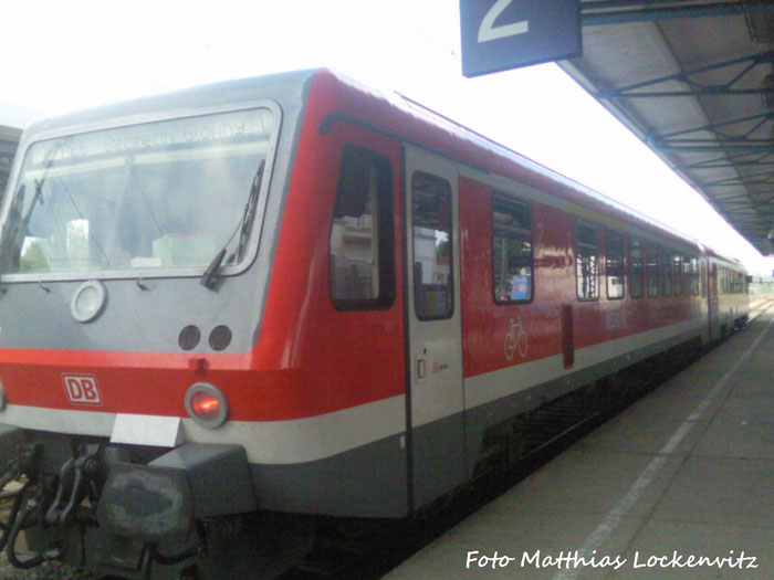 BR 628/928 Als RE6 Lübeck - Stettin / Hier Steht er Zur Abfahrt Im Bahnhof Neubrandenburg Bereit