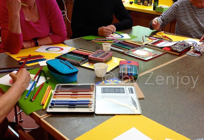 Kunterbunter Kurs: Zentangle® & Farbe